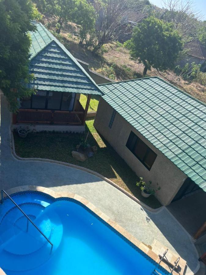 Lunar Dive Resort: Bamboo Villas Kubu Εξωτερικό φωτογραφία