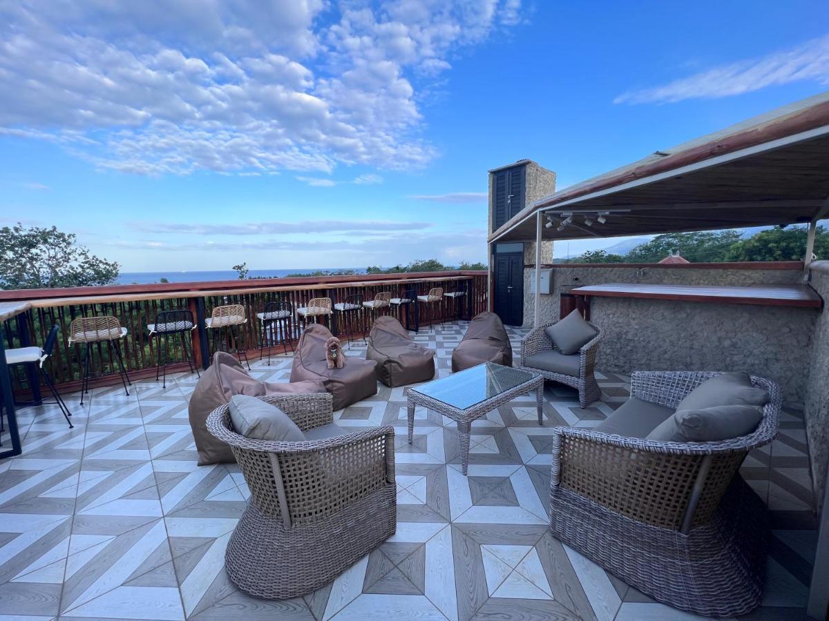 Lunar Dive Resort: Bamboo Villas Kubu Εξωτερικό φωτογραφία