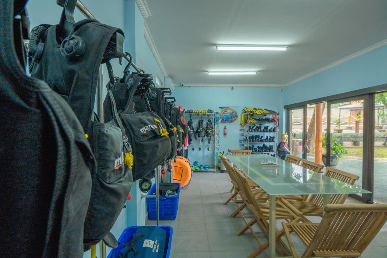 Lunar Dive Resort: Bamboo Villas Kubu Εξωτερικό φωτογραφία